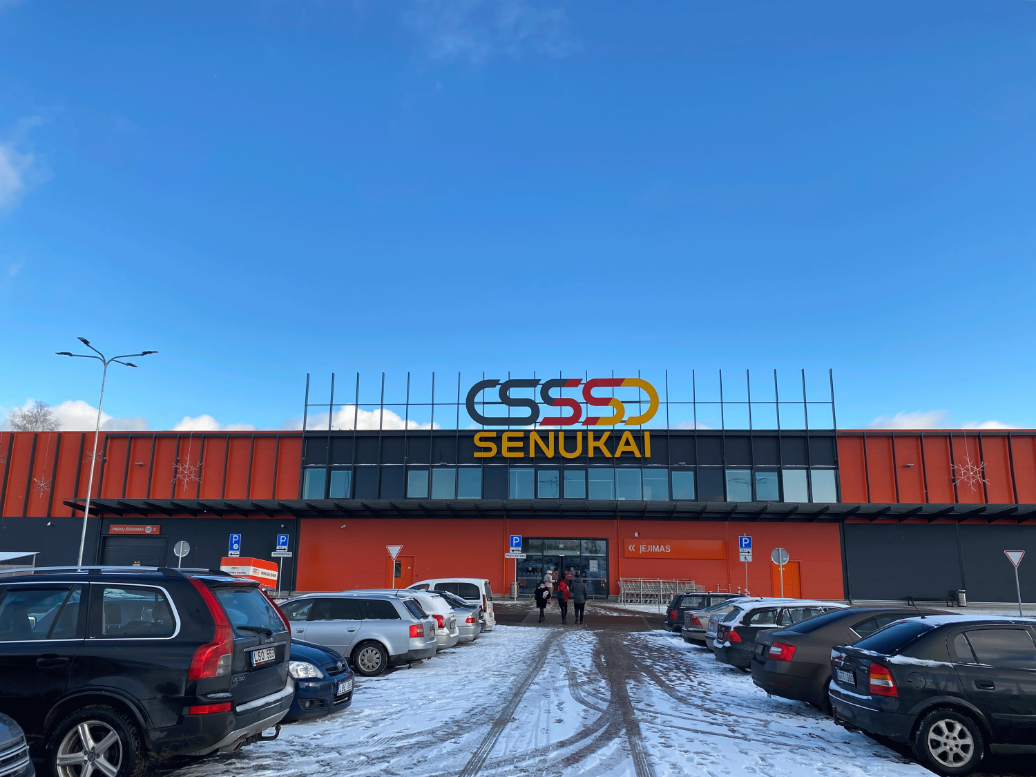 Prekybos centras Senukai